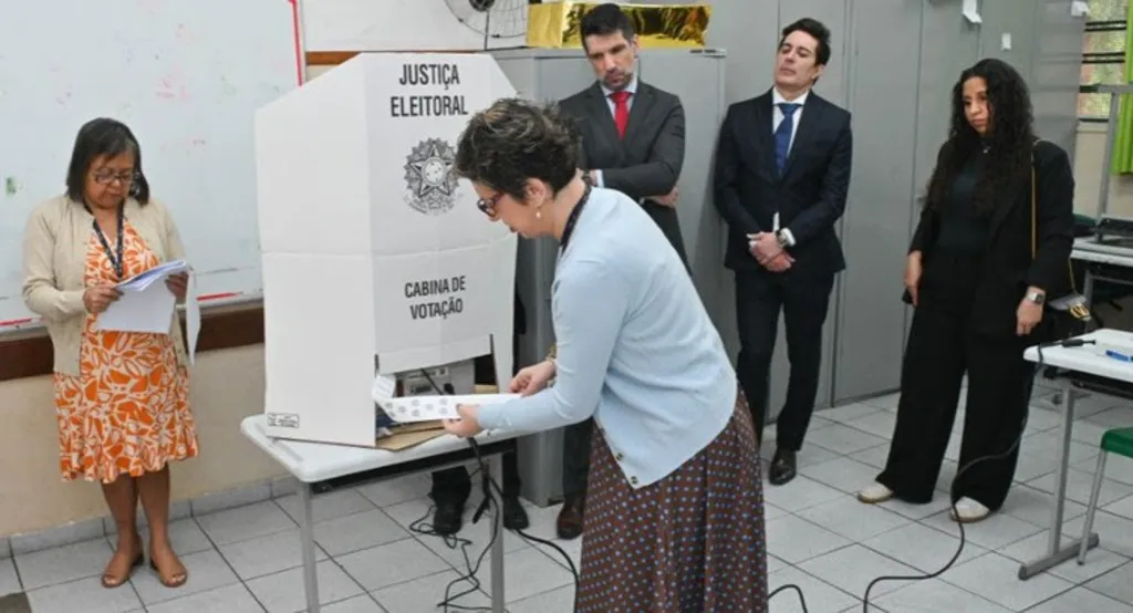 Urnas eletrônicas passam por auditoria de segurança no segundo turno das Eleições 2026 em São Paulo